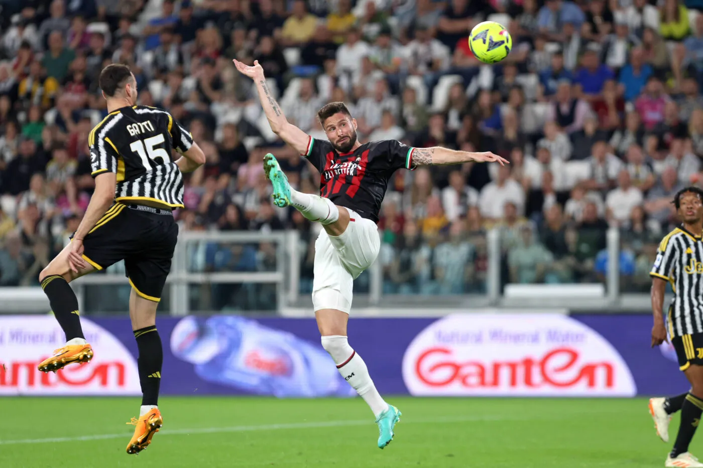 Revivez la victoire du Milan contre la Juve