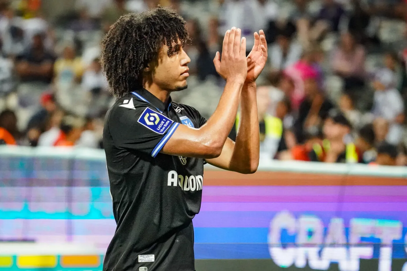 Han-Noah Massengo : « Même en famille, je pense au maintien<span style="font-size:50%">&nbsp;</span>»