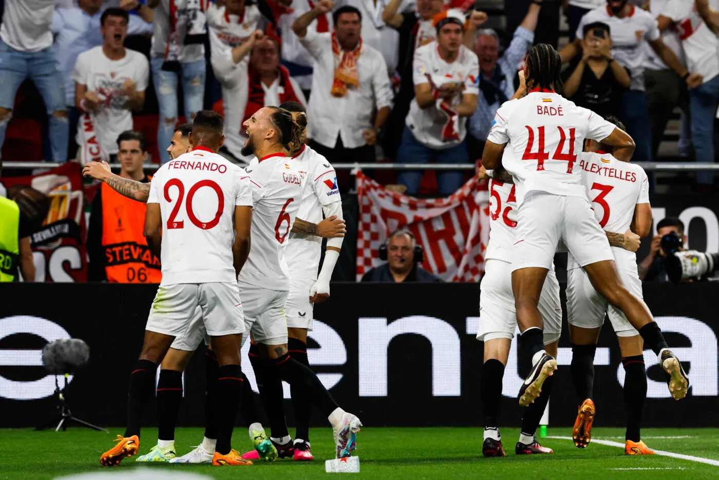 Séville, encore et encore