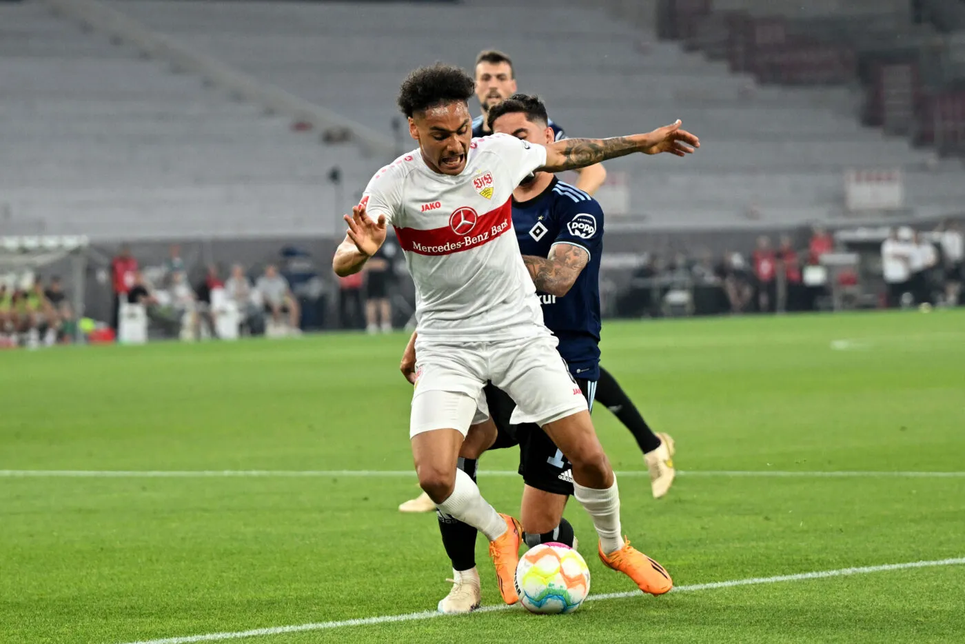 Stuttgart assomme Hambourg et entrevoit le maintien