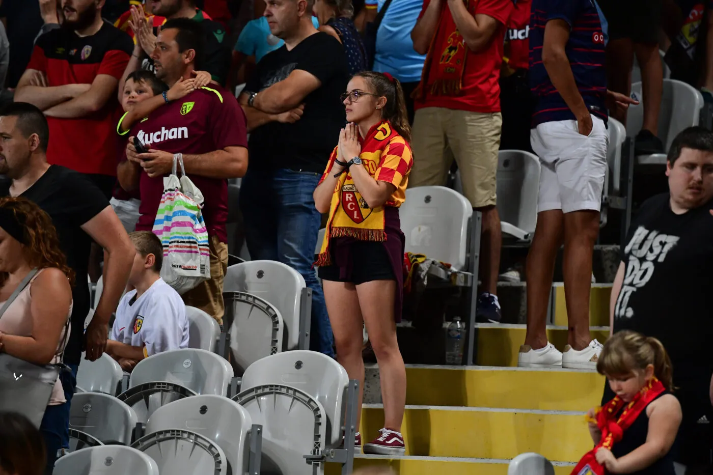 Touche pas à ma pote !