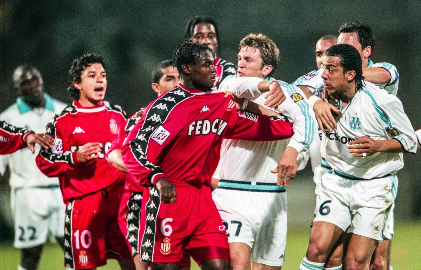 «<span style="font-size:50%">&nbsp;</span>Et là, Gallardo se jette sur Galtier... »