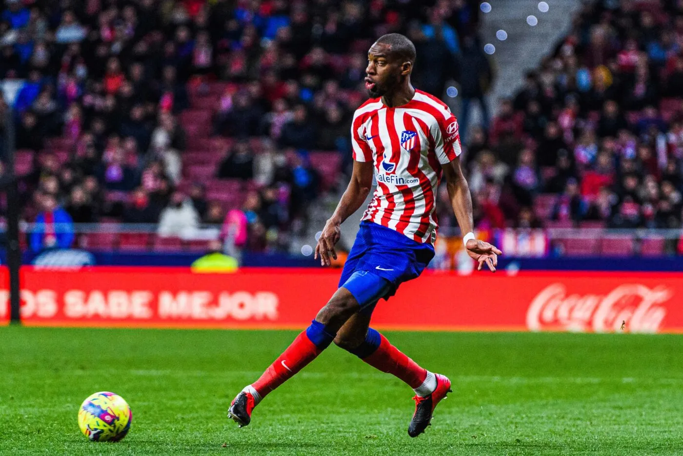 Kondogbia pisté par l’OL ?