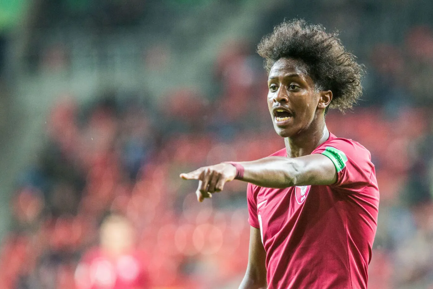 Match interrompu pour injures racistes : la fédération qatarienne défend son joueur