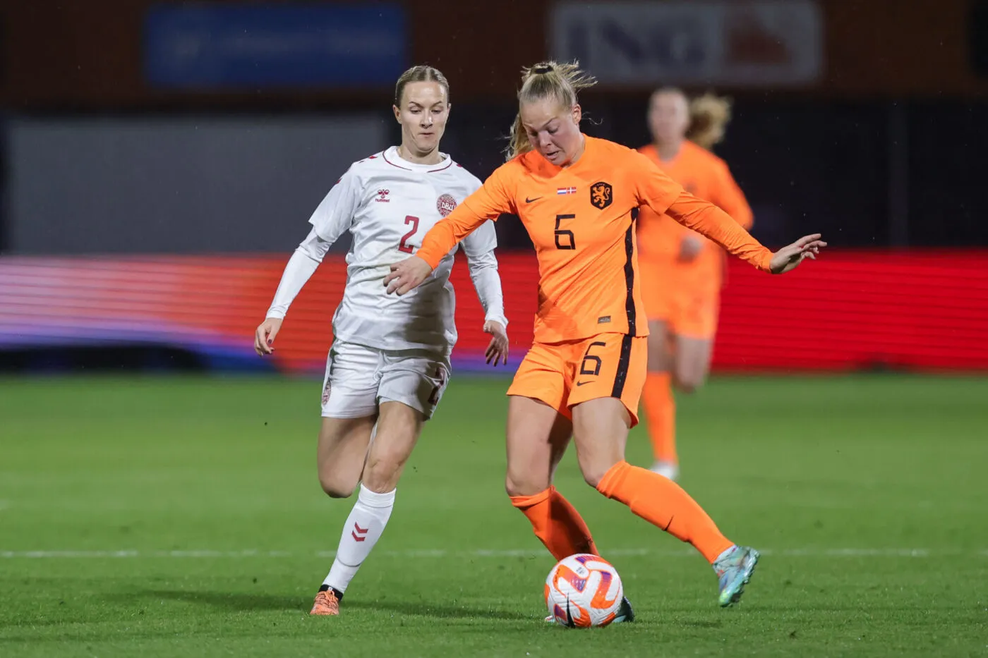 ZWOLLE , 15-11-2022 , MAC3park stadium , Friendly match , Netherlands - Denmark (women) , season 2022 / 2023. (L-R) Denmark player Sara Thrige, Netherlands player Jill Baijings during the match Netherlands - Denmark (women)   - Photo by Icon sport