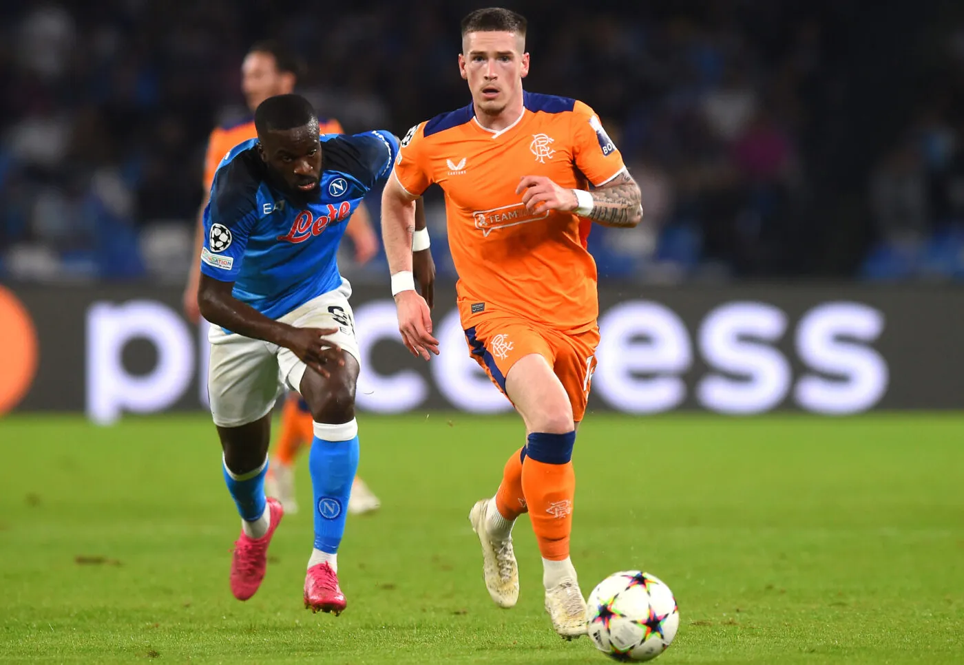 Ryan Kent rallie Fenerbahçe