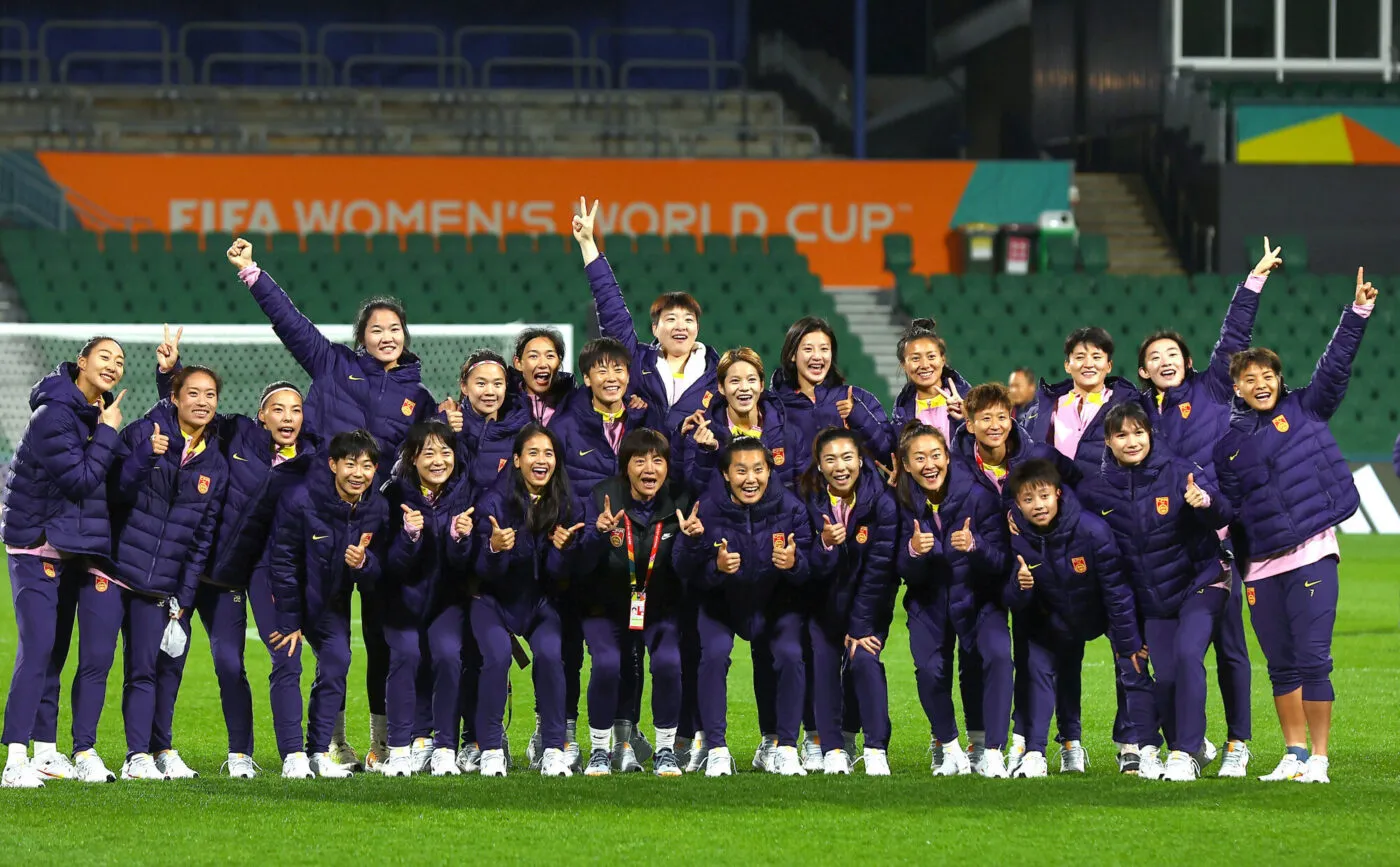 (230721) -- PERTH, July 21, 2023 (Xinhua) -- Team China pose for photos during the stadium familiarisation one day ahead of the group D match between Denmark and China at the 2023 FIFA Women's World Cup in Perth, Australia, July 21, 2023. (Xinhua/Ding Xu) - Photo by Icon sport