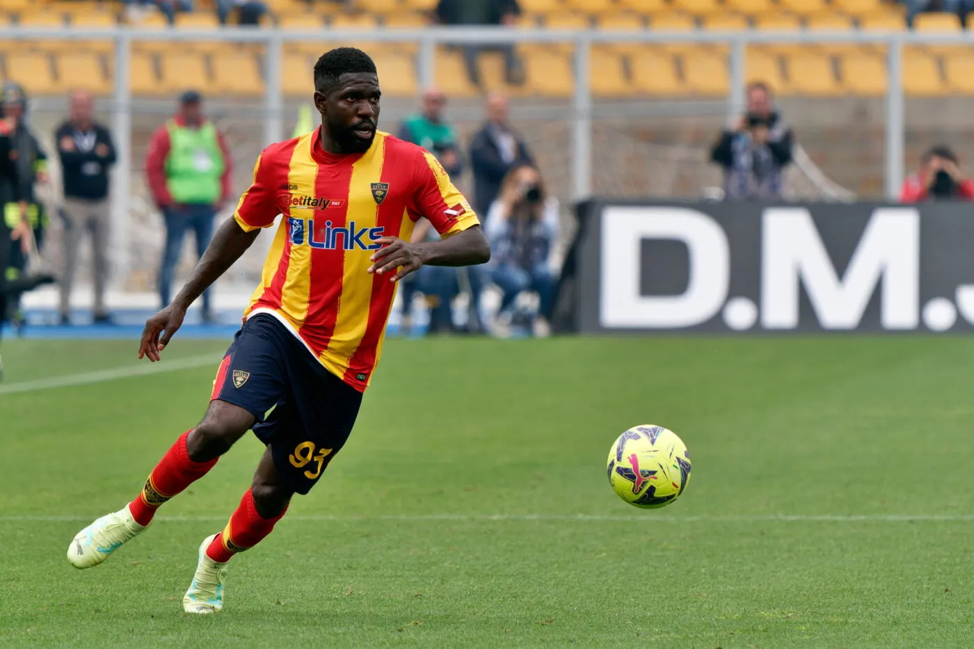 Umtiti rejoint officiellement Lille !