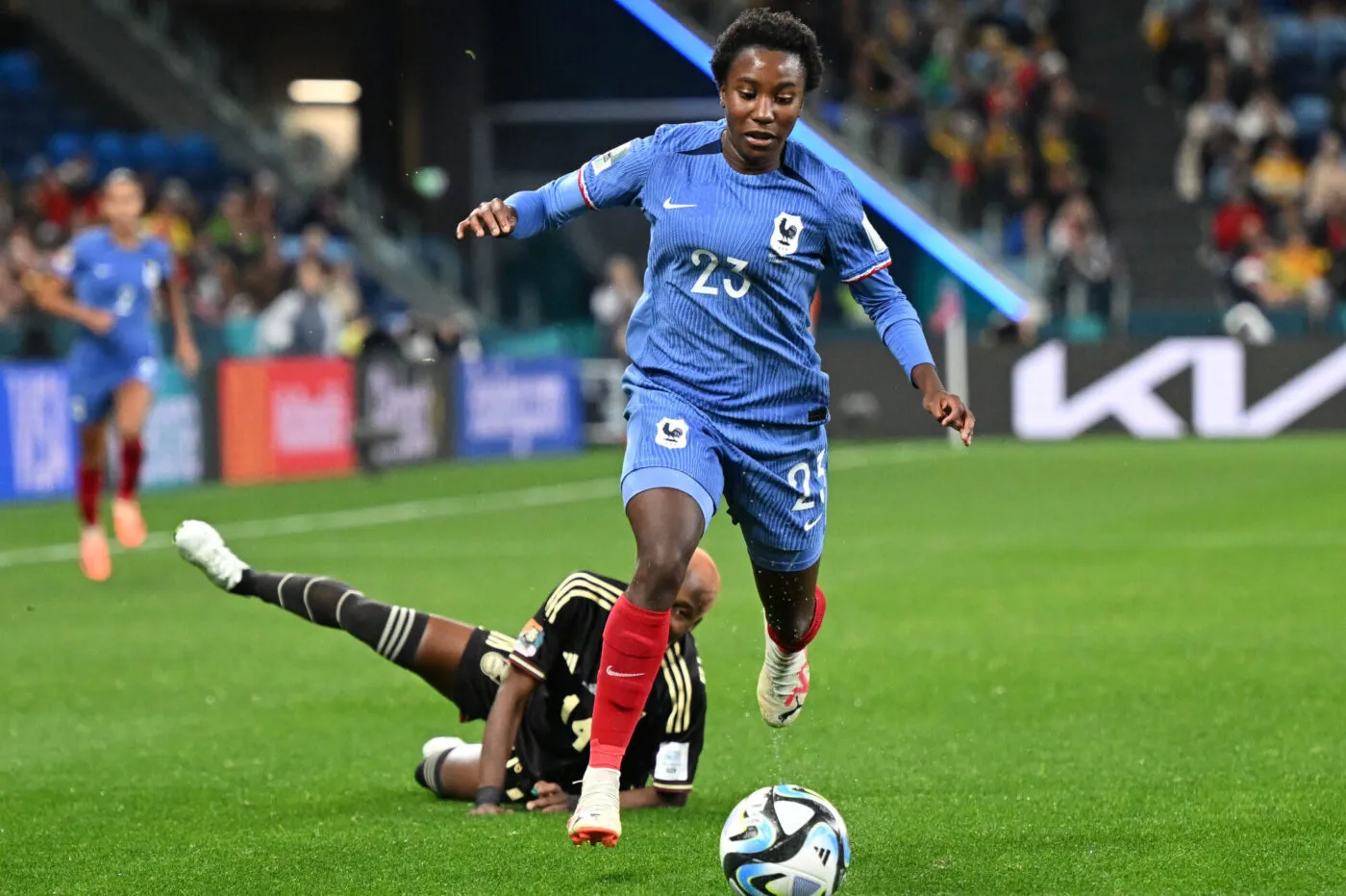 Sydney, Australien, 23.07.2023: Vicki Bècho (France) kontrolliert den Ball waehrend des Spiels der Group F - FIFA Women's World Cup Australia &amp; New Zealand 2023 zwischen France v Jamaica im Sydney Football Stadium am 23. July 2023 in Sydney, Australien. (Foto von Amy Halpin /DeFodi Images) Sydney, Australia, 23.07.2023: Vicki Bècho (France) controls the ball during the Group F - FIFA Women's World Cup Australia &amp; New Zealand 2023 match between France v Jamaica at Sydney Football Stadium on July 23, 2023 in Sydney, Australia. (Photo by Amy Halpin /DeFodi Images) - Photo by Icon sport