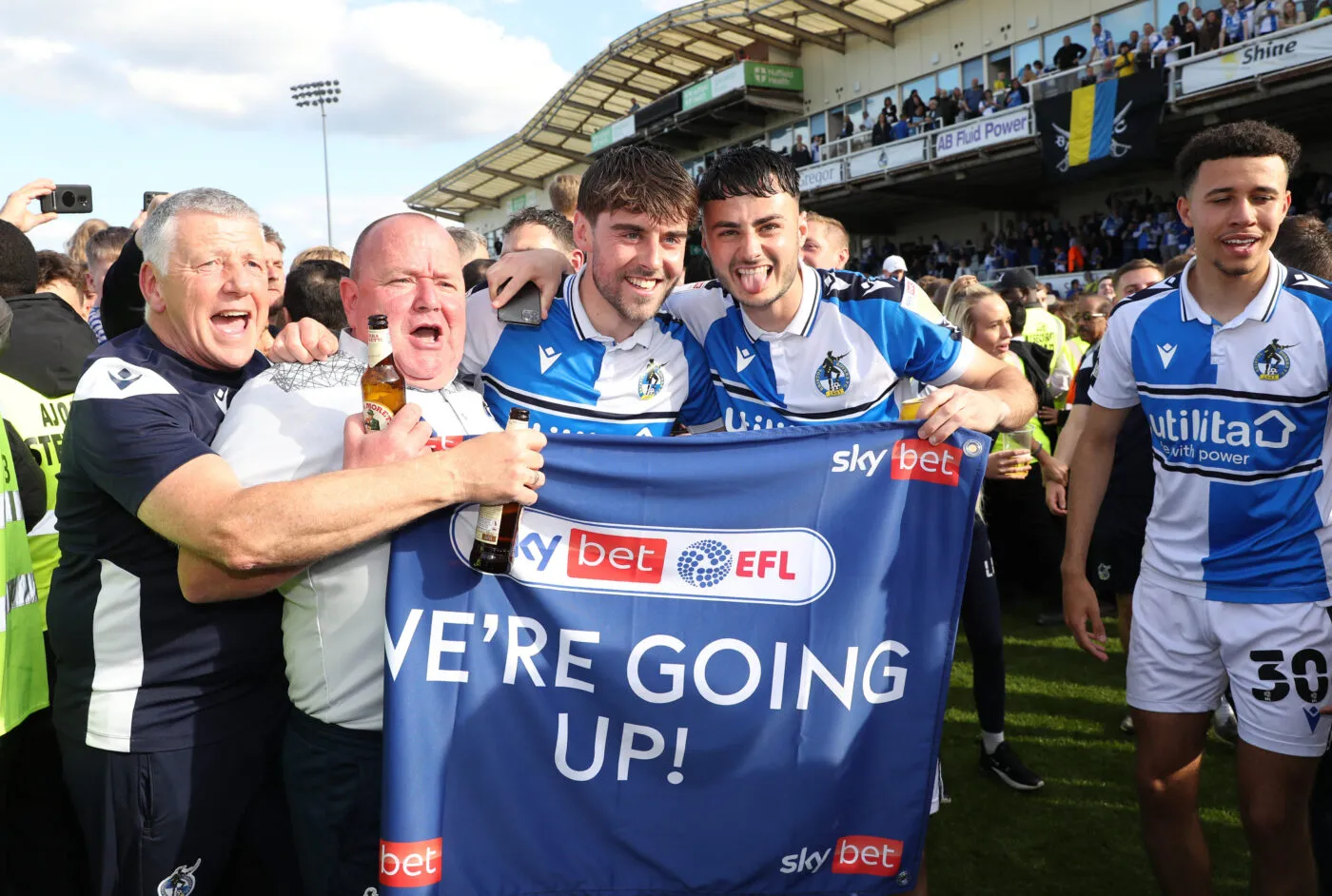 Les Bristol Rovers dévoilent un maillot en braille lisible