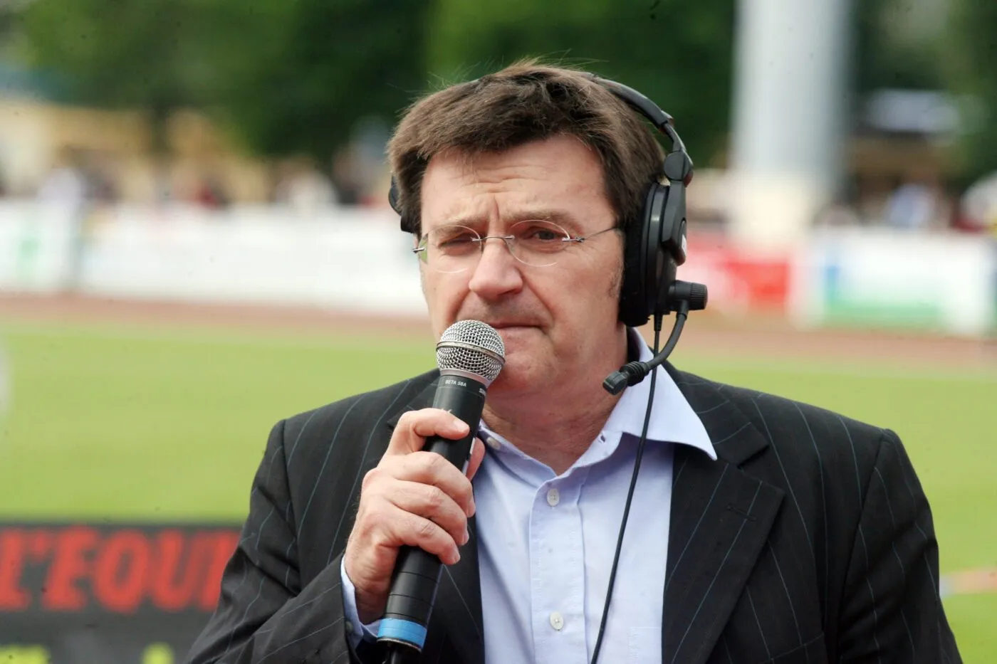 Patrick Montel interpelle « les décideurs » du football français à propos de la situation de Sedan