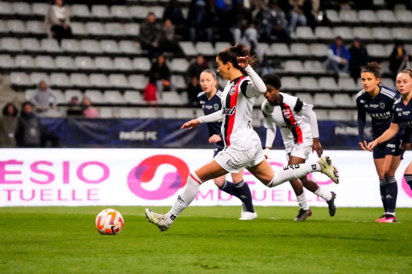 Anissa LAHMARI Of Guingamp score a goal during the Womens D1 Arkema match between Paris FC and Guingamp on March 31, 2023 in Paris, France. (Photo by Hugo Pfeiffer/Icon Sport)