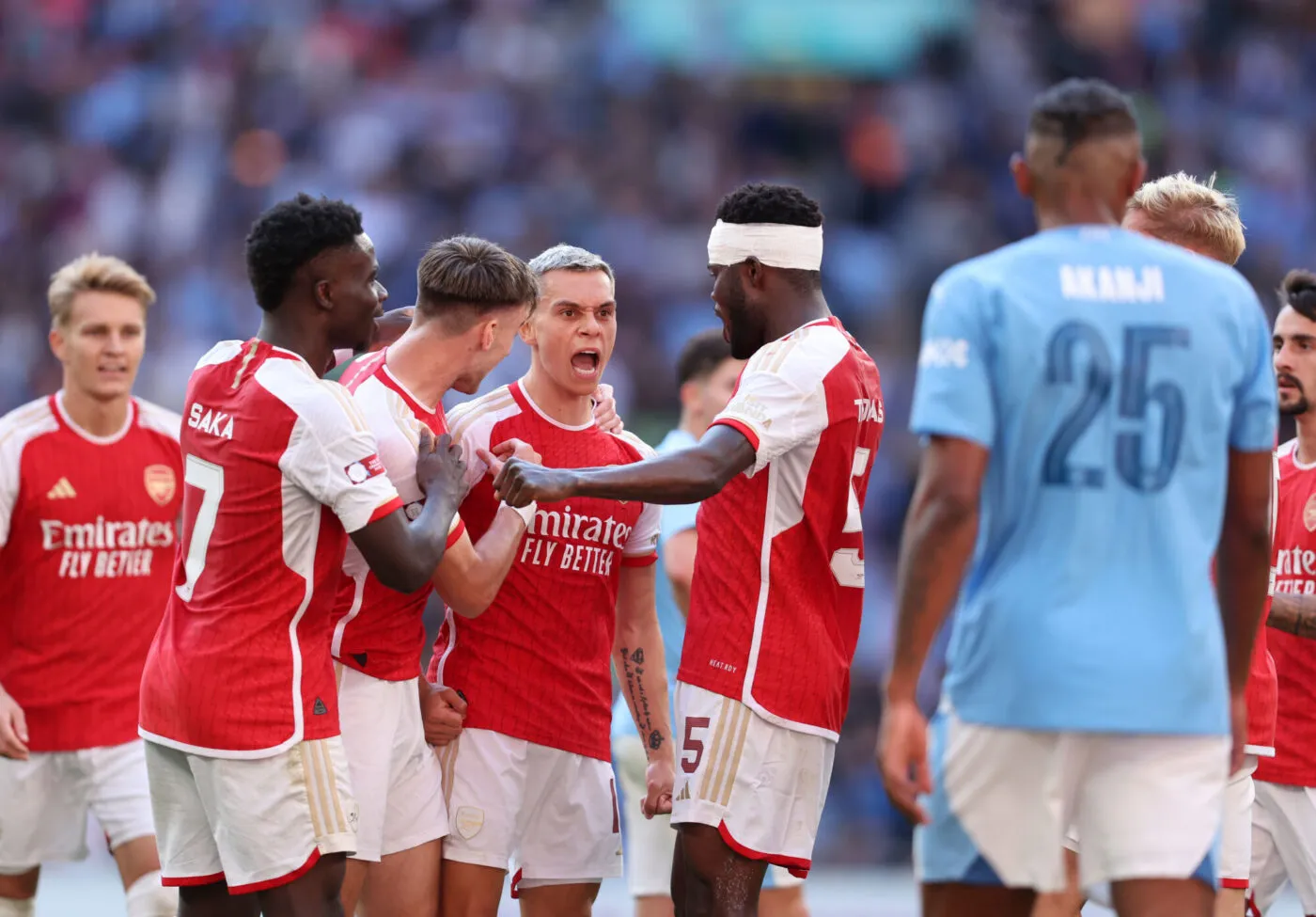 London, England, 6th August 2023. Leandro Trossard of Arsenal celebrates after he scores to make it 1-1 during the The FA Community Shield match at Wembley Stadium, London. Picture credit should read: Paul Terry / Sportimage - Photo by Icon sport