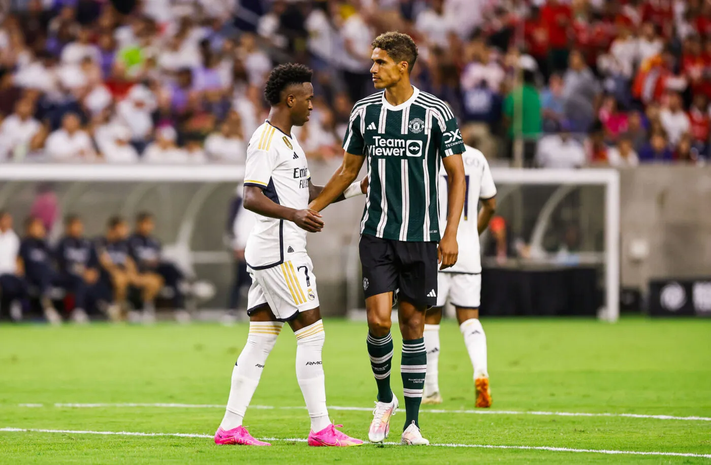 Varane peste à son tour contre la nouvelle durée de temps additionnel en Angleterre