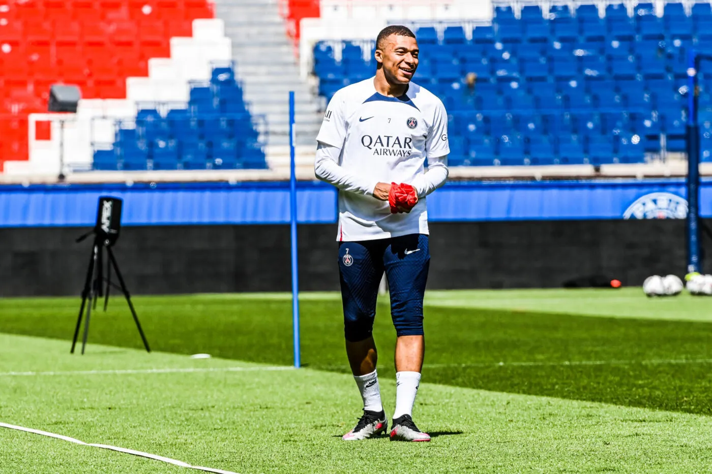 Avec Mbappé, le loft du PSG estime pouvoir «<span style="font-size:50%"> </span>laver<span style="font-size:50%"> </span>» l'équipe première