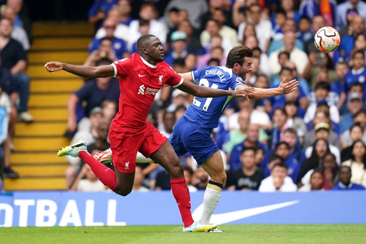 Chelsea's Ben Chilwell (right) and Liverpool's Ibrahima Konate battle for the ball during the Premier League match at Stamford Bridge, London. Picture date: Sunday August 13, 2023. - Photo by Icon sport