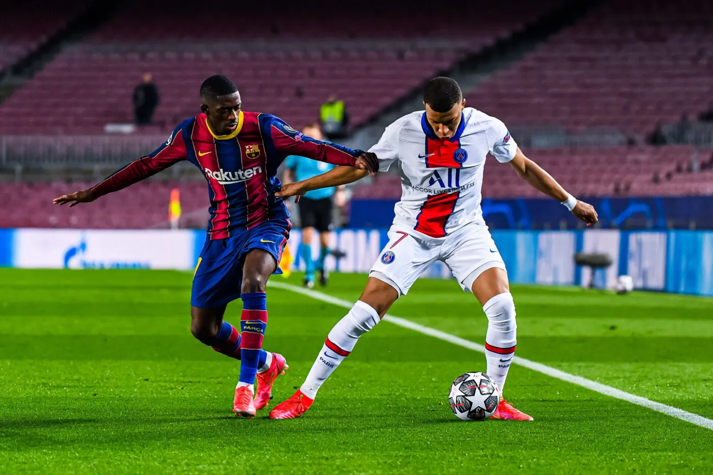 Ousmane DEMBELE of FC Barcelona and Kylian MBAPPE of Paris Saint Germain (PSG) during the UEFA Champions League round of 16, first leg match between FC Barcelona and Paris Saint-Germain at Camp Nou on February 16, 2021 in Barcelona, Spain. (Photo by Baptiste Fernandez/Icon Sport)