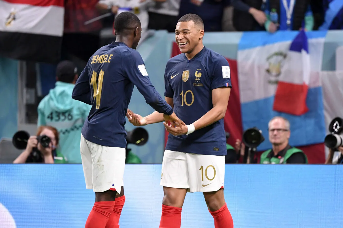 Mbappé-Dembélé : des potes au feu