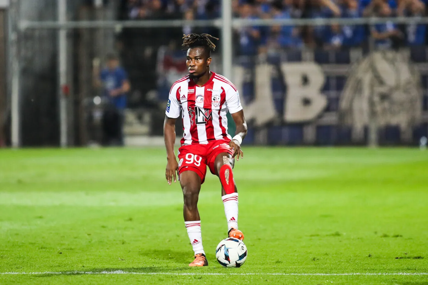 L’OL résilie le contrat de Koné pour l’envoyer dans l’autre club de Textor