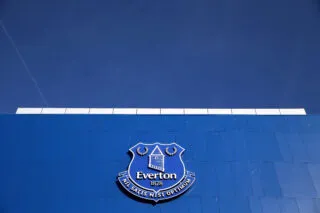 Prêt à racheter Everton, le propriétaire du Red Star, 777 Partners, inquiète le gouvernement britannique