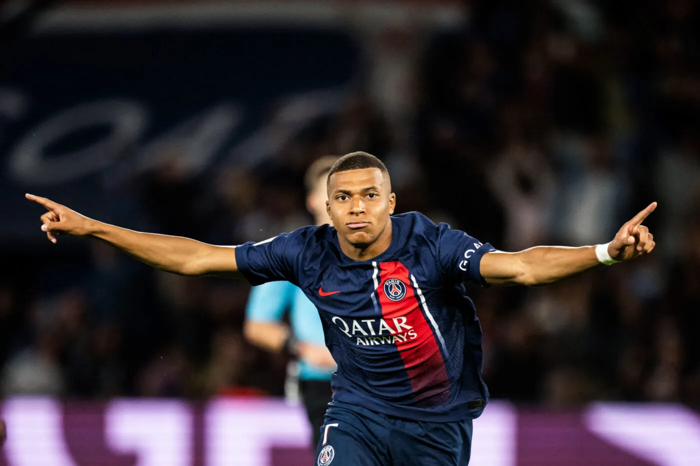 Paris Saint-Germain's French forward #07 Kylian Mbappe celebrates scoring Paris Saint-Germain's second goal during the French L1 football match between Paris Saint-Germain (PSG) and RC Lens at the Parc des Princes Stadium in Paris, France on August 26, 2023. Photo by Eliot Blondet/ABACAPRESS.COM - Photo by Icon sport