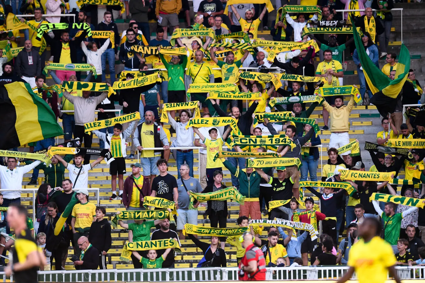 Tribunes : chaos en France ?