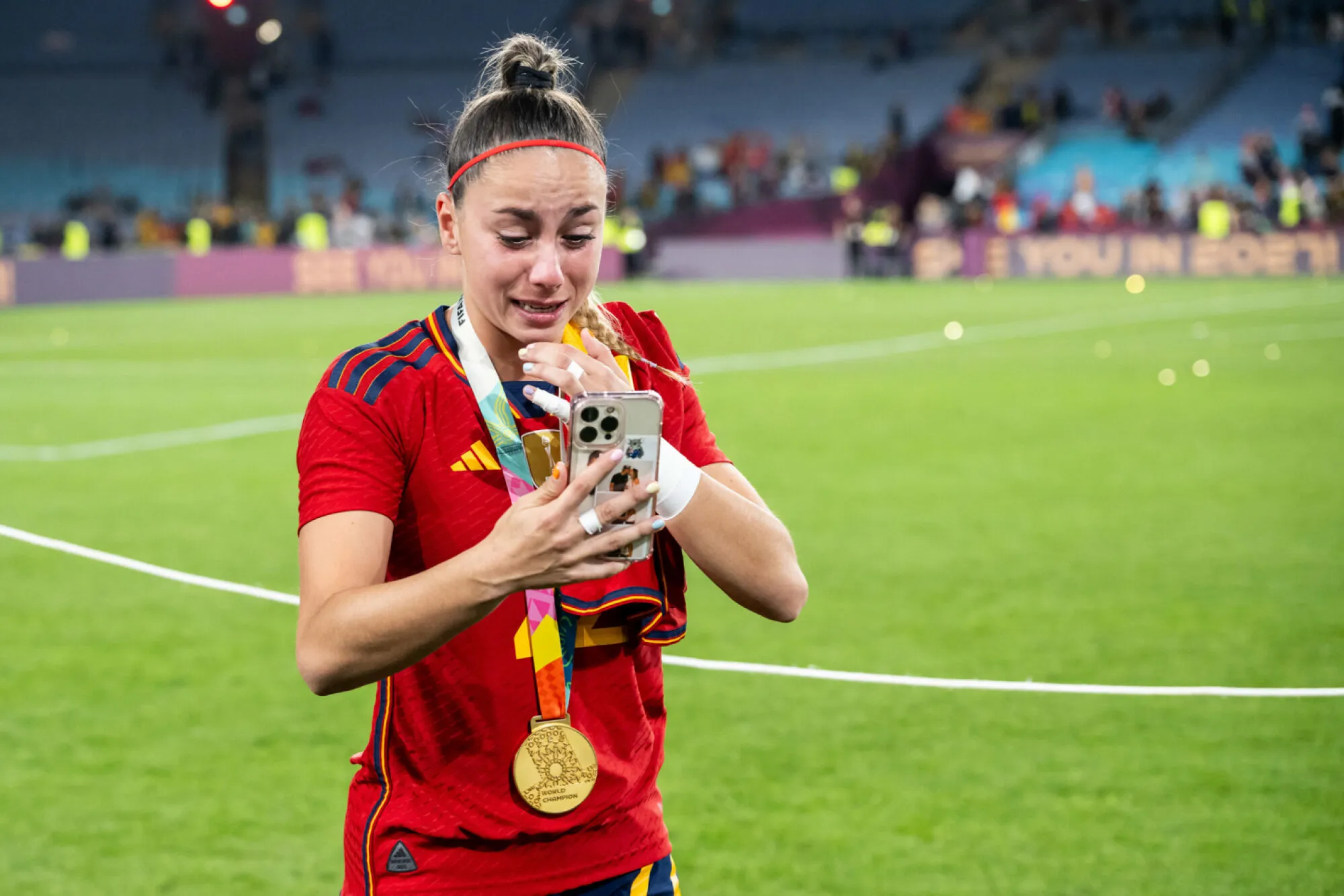 Athenea del Castillo, seule joueuse à ne pas avoir refusé la sélection espagnole, justifie son choix