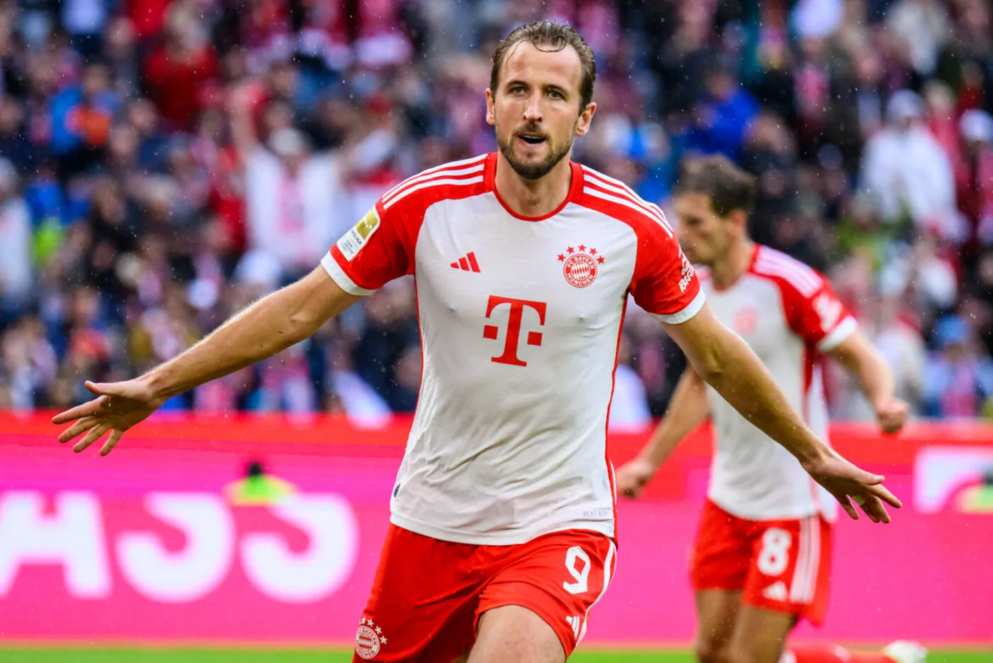 27 August 2023, Bavaria, Munich: Soccer: Bundesliga, Bayern Munich - FC Augsburg, Matchday 2, Allianz Arena. Munich's Harry Kane celebrates after his goal for 2:0. Photo: Tom Weller/dpa - IMPORTANT NOTE: In accordance with the requirements of the DFL Deutsche Fuball Liga and the DFB Deutscher Fuball-Bund, it is prohibited to use or have used photographs taken in the stadium and/or of the match in the form of sequence pictures and/or video-like photo series. - Photo by Icon sport