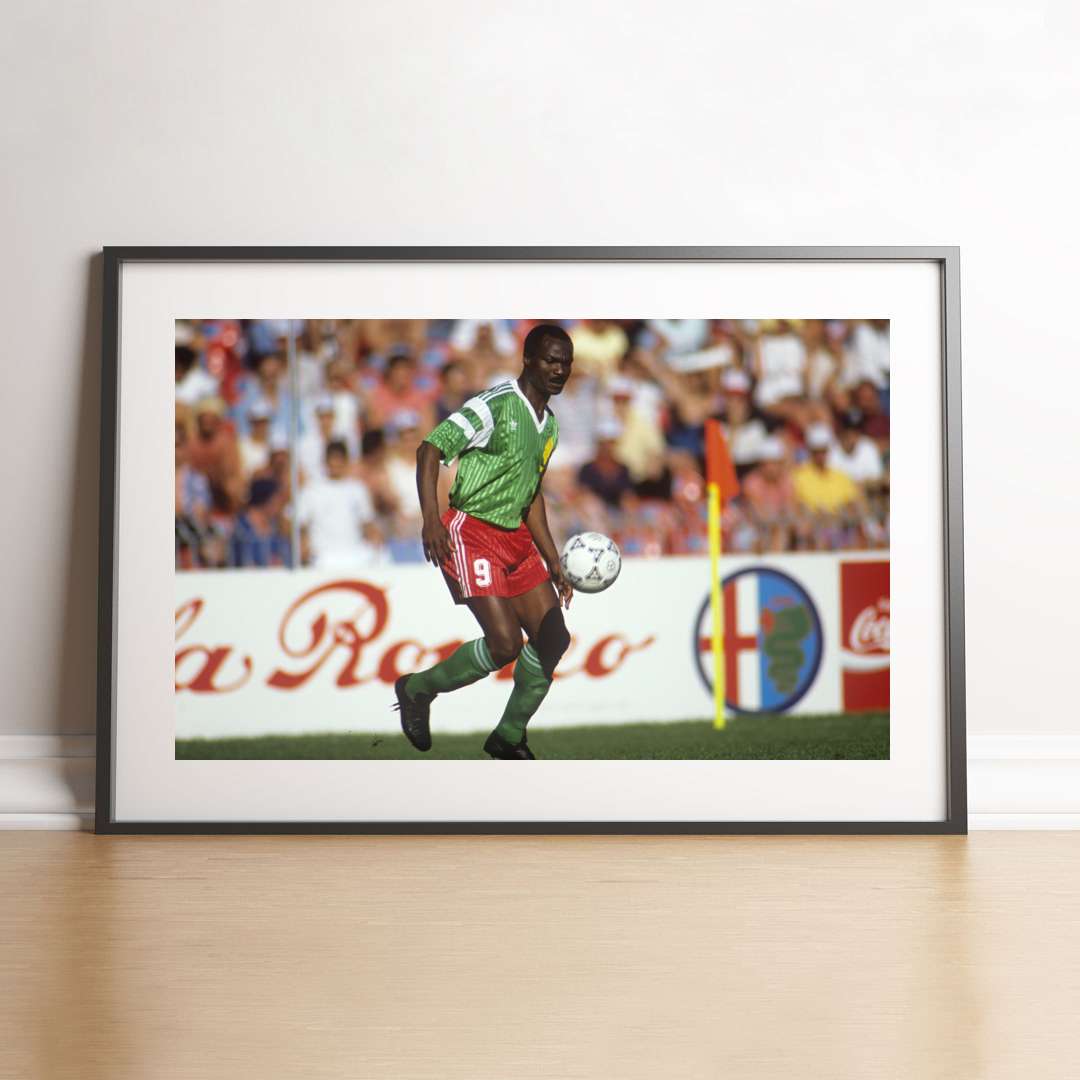 Roger Milla, West Ham... Découvrez la nouvelle collection de photos So Foot de septembre