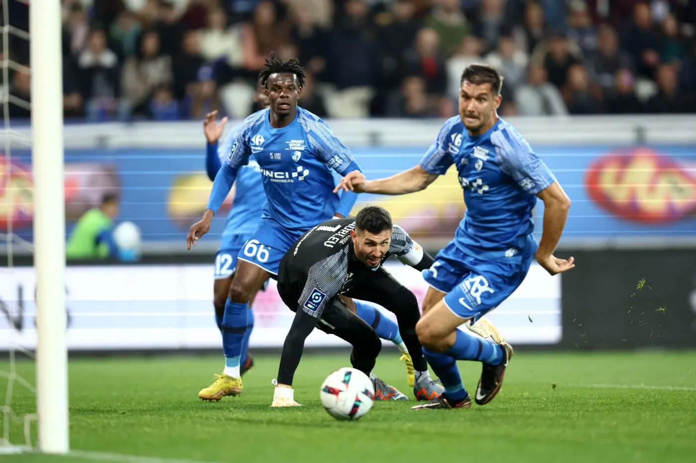 GF38 : défense d’entrer