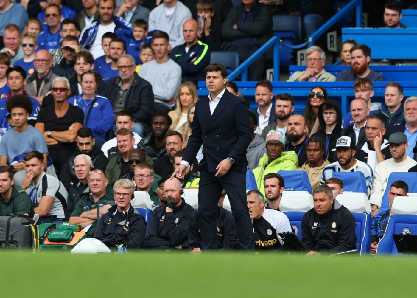 24th Sep 2023; Stamford Bridge, Chelsea, London, England: Premier League Football, Chelsea versus Aston Villa; Chelsea manager Mauricio Pochettino looks on from the touchline - Photo by Icon sport