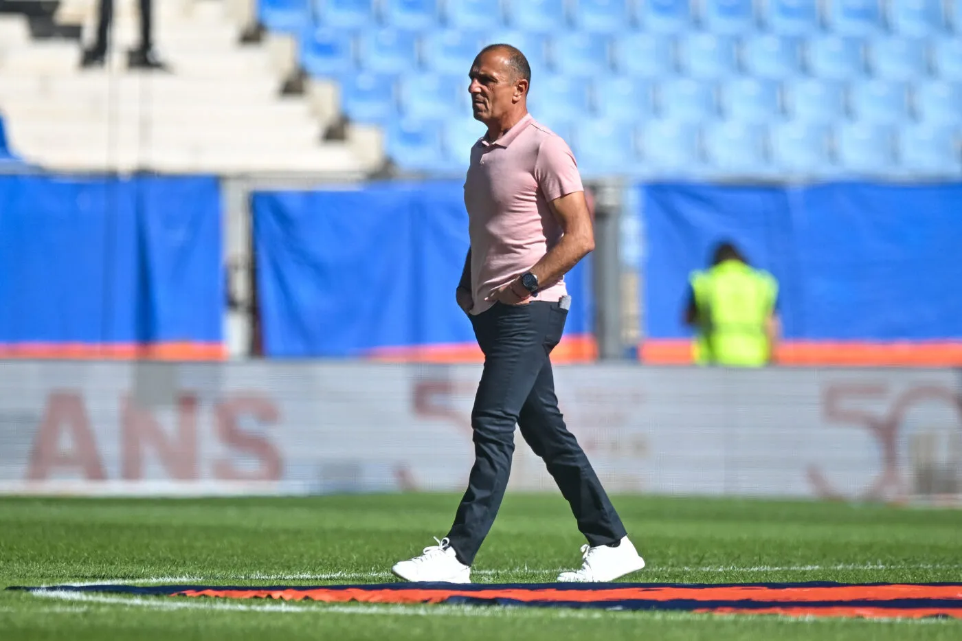 Michel Der Zakarian dégomme son propre jardinier