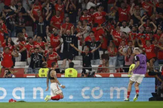 Di María offre le Clássico à Benfica