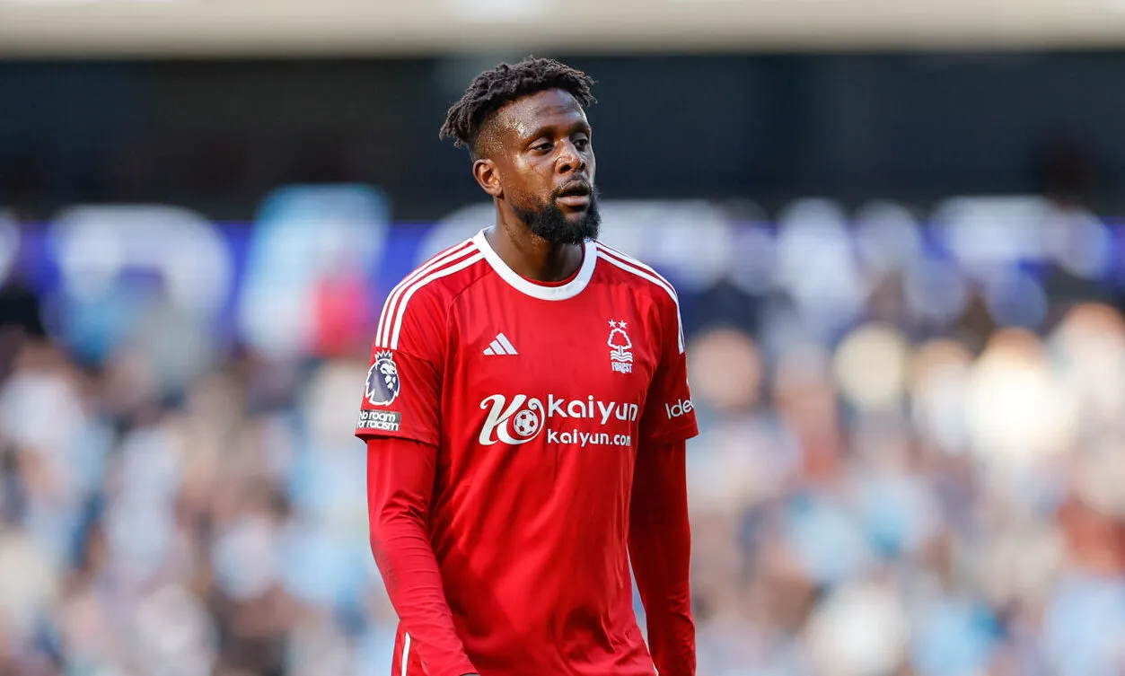 Le photographe de Nottingham Forest défend Divock Origi et son ventre bien arrondi