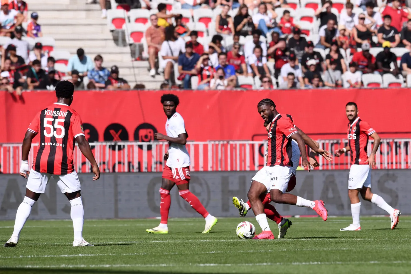 09 Terem MOFFI (ogcn) during the Ligue 1 Uber Eats match between Olympique Gymnaste Club Nice and Stade Brestois 29 at Allianz Riviera on October 1, 2023 in Nice, France. (Photo by Philippe Lecoeur/FEP/Icon Sport)