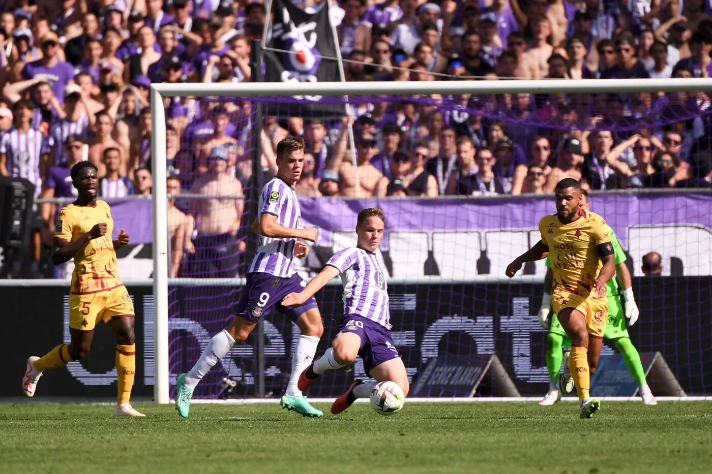 Toulouse ne fait qu&rsquo;une bouchée de Metz