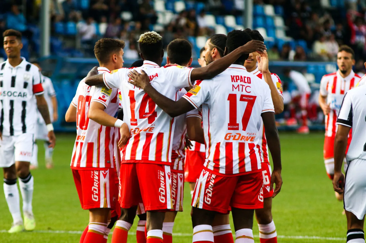 Stefan Mitrovic (80), Jean-Philippe Krasso (17), Peter Olayinka (14) of Crvena Zvezda in action during the Pari Premier Cup football match between Crvena Zvezda Belgrade and Neftci Baku at Stadium Smena. Crvena Zvezda Belgrade FC team won against Neftci with a final score of 4:0. (Photo by Maksim Konstantinov / SOPA Images/Sipa USA) - Photo by Icon sport