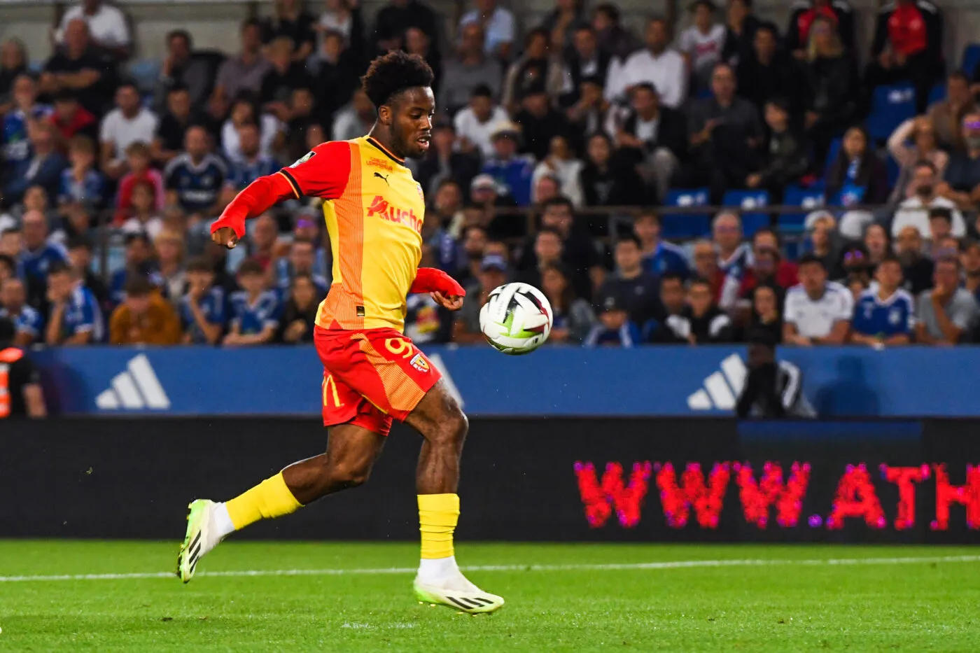 Revivez la victoire historique de Lens contre Arsenal !