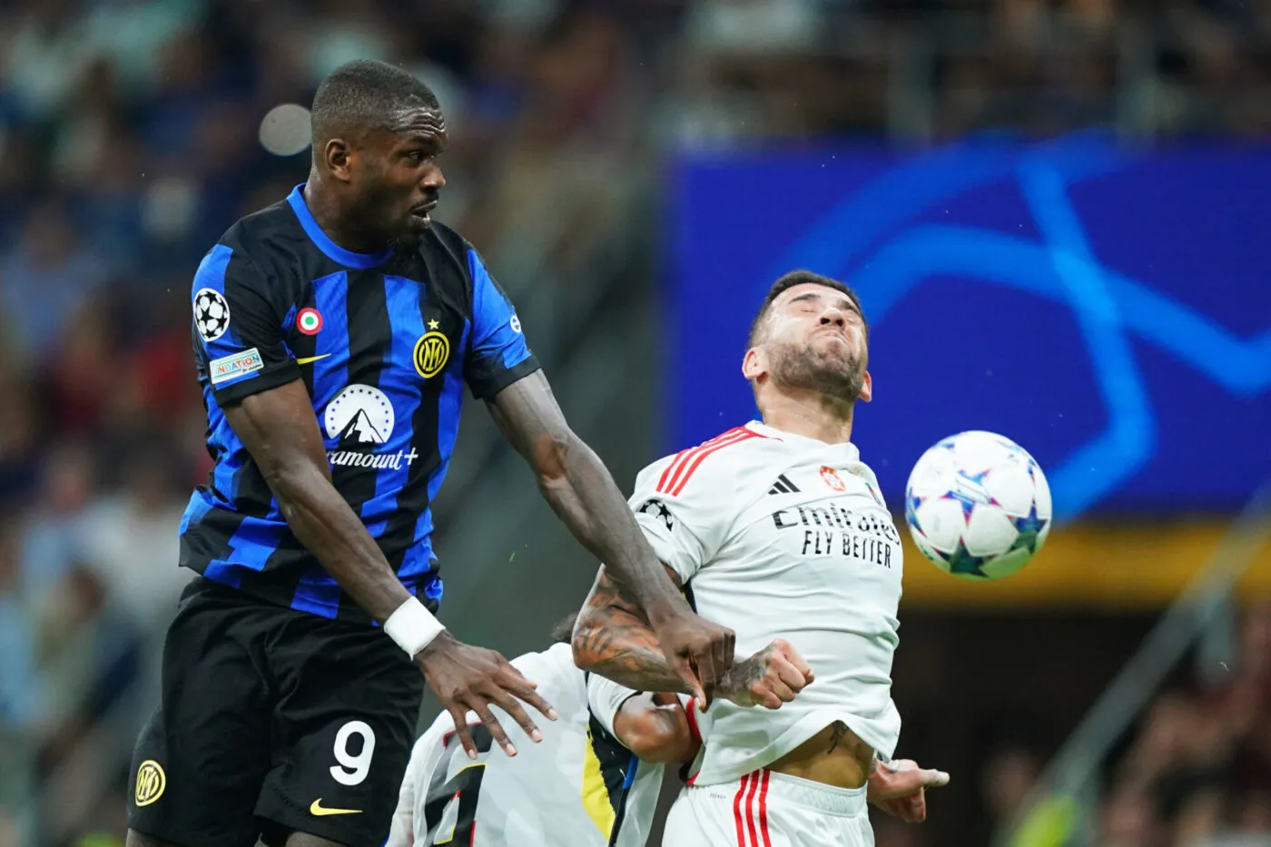 Foto Spada/LaPresse 03 Ottobre 2023 - Milano , Italia - sport, calcio - Fc Inter Vs Benfica - Champions League 2023/2024 - Stadio San Siro Nella foto: Marcus Thuram (FC Inter); otamendi (benfica) October 03 , 2023 Milan , Italy - sport, calcio - Fc Inter Vs Benfica - Champions League 2023/2024 - San Siro Stadium . In the pic : Marcus Thuram (FC Inter); otamendi (benfica) - Photo by Icon sport
