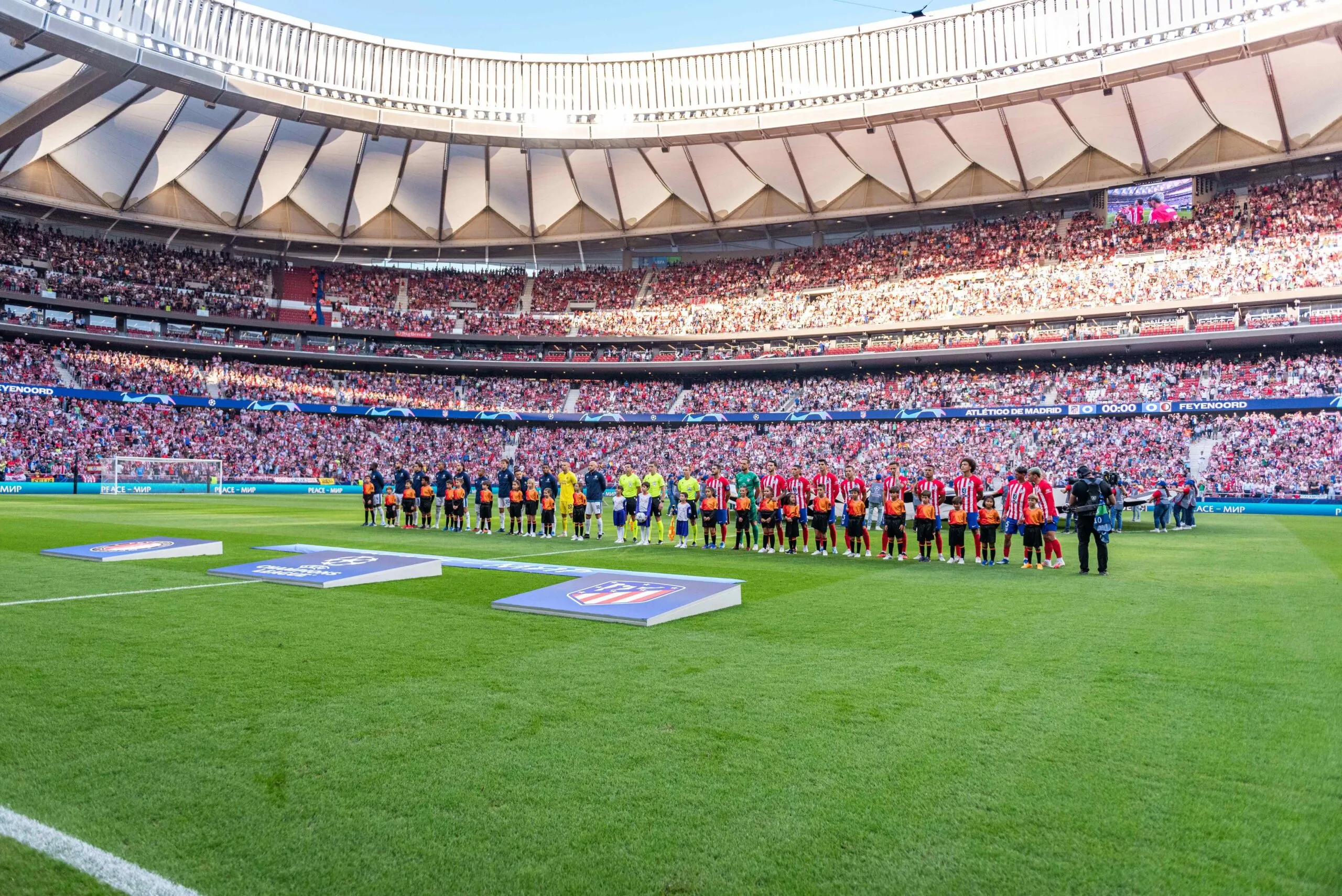 Six supporters de Feyenoord interpellés lors du match face à l&rsquo;Atlético