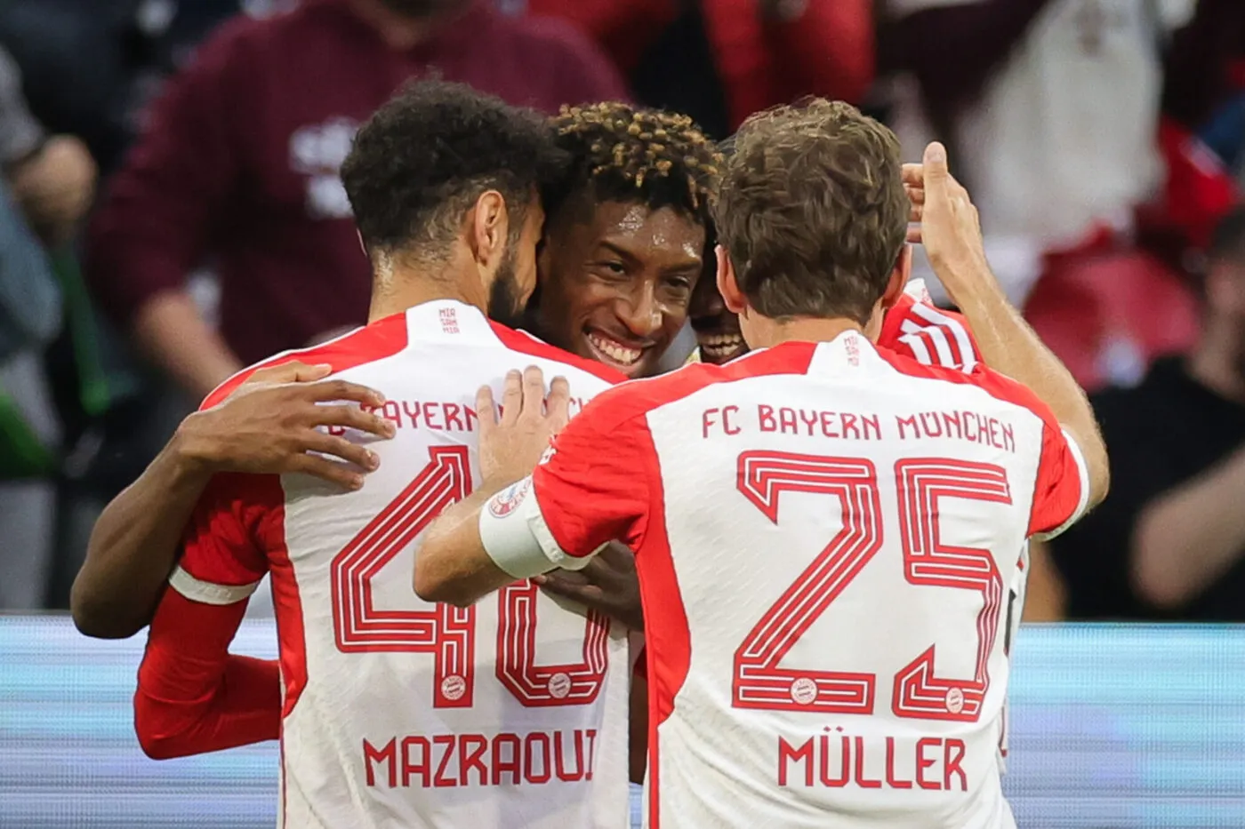 08 October 2023, Bavaria, Munich: Soccer: Bundesliga, Matchday 7, Bayern Munich - SC Freiburg, Allianz Arena. Munich's Kingsley Coman (center) celebrates his goal for 1:0. Photo: Christian Charisius/dpa - IMPORTANT NOTE: In accordance with the requirements of the DFL Deutsche Fu - Photo by Icon sport