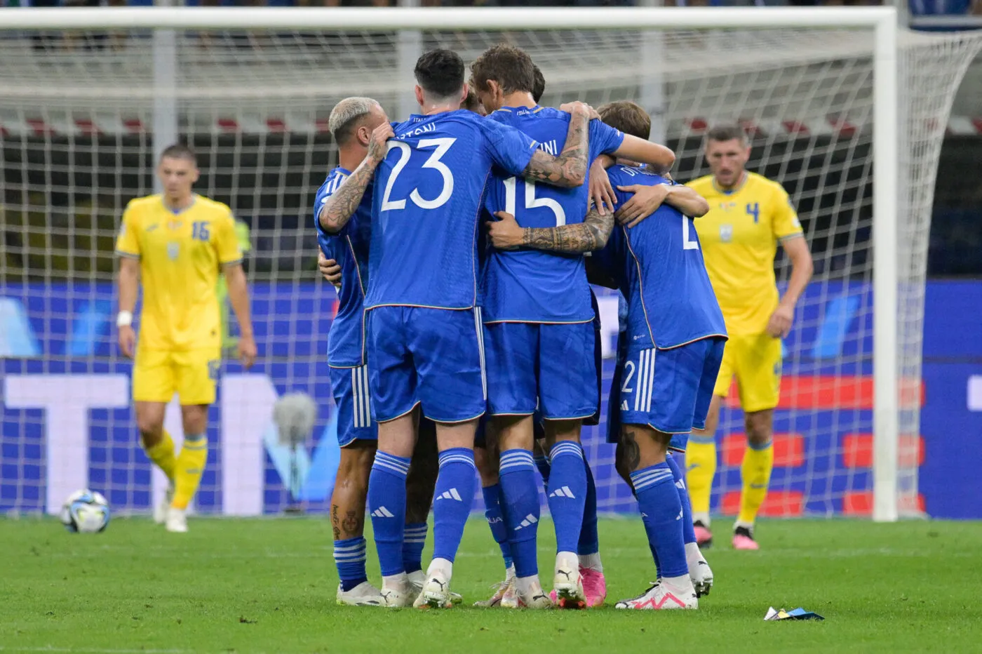 12th September 2023; San Siro, Milan, Italy; International Football Group C Euro 2024 Qualifier, Italy versus Ukraine; Italy's players celebrate after Davide Frattesi scored the goal for 1-0 in the 12th minute - Photo by Icon sport
