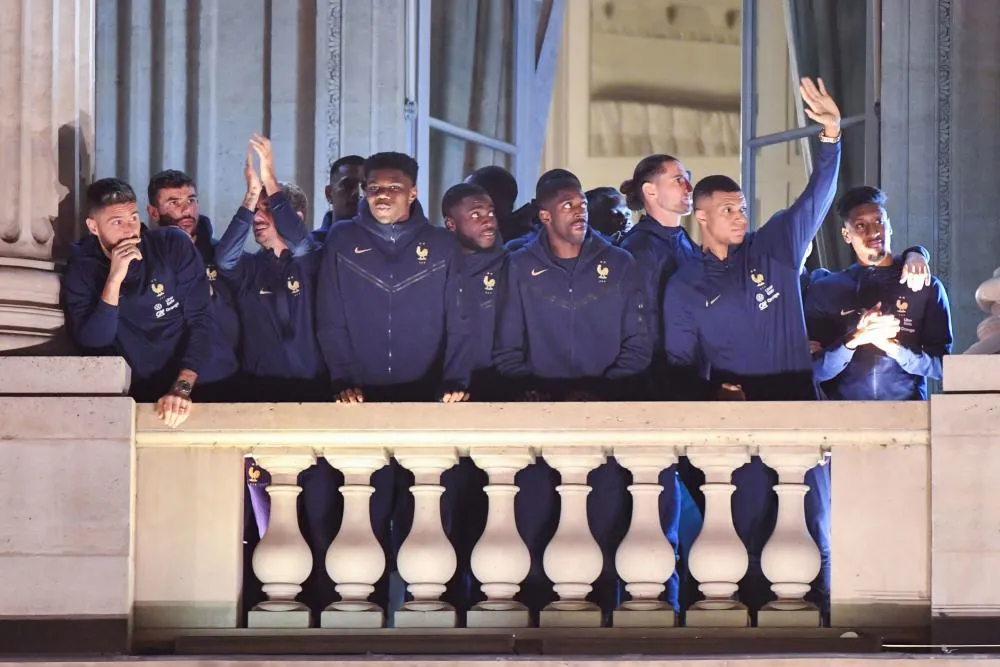 On était place de la Concorde pour accueillir les Bleus