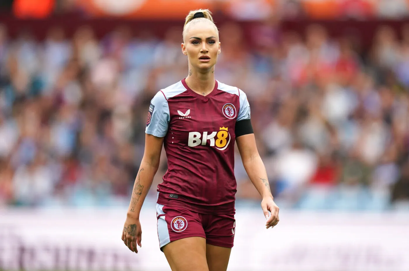 Alisha Lehmann : « Un joueur très célèbre m’a offert 100 000 euros pour du sexe »