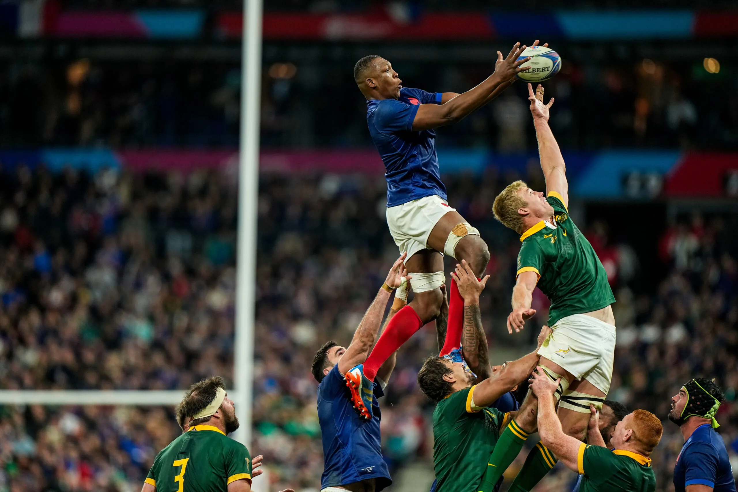 Cameron WOKI of France and Pieter Steph DU TOIT of South Africa during the Rugby World Cup 2023 quarter final match between France and South Africa at Stade de France on October 15, 2023 in Paris, France. (Photo by Hugo Pfeiffer/Icon Sport)