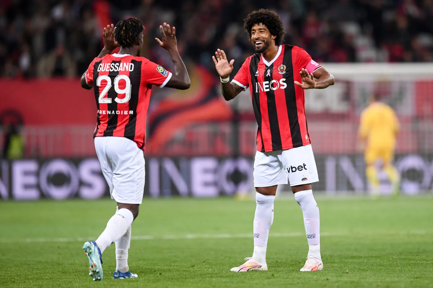 Nice braque l'OM et retrouve la première place