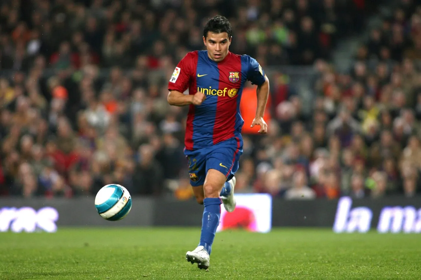 Saviola : «<span style="font-size:50%"> </span>Un derby de Séville est bien plus chaud qu'un Barça-Real »