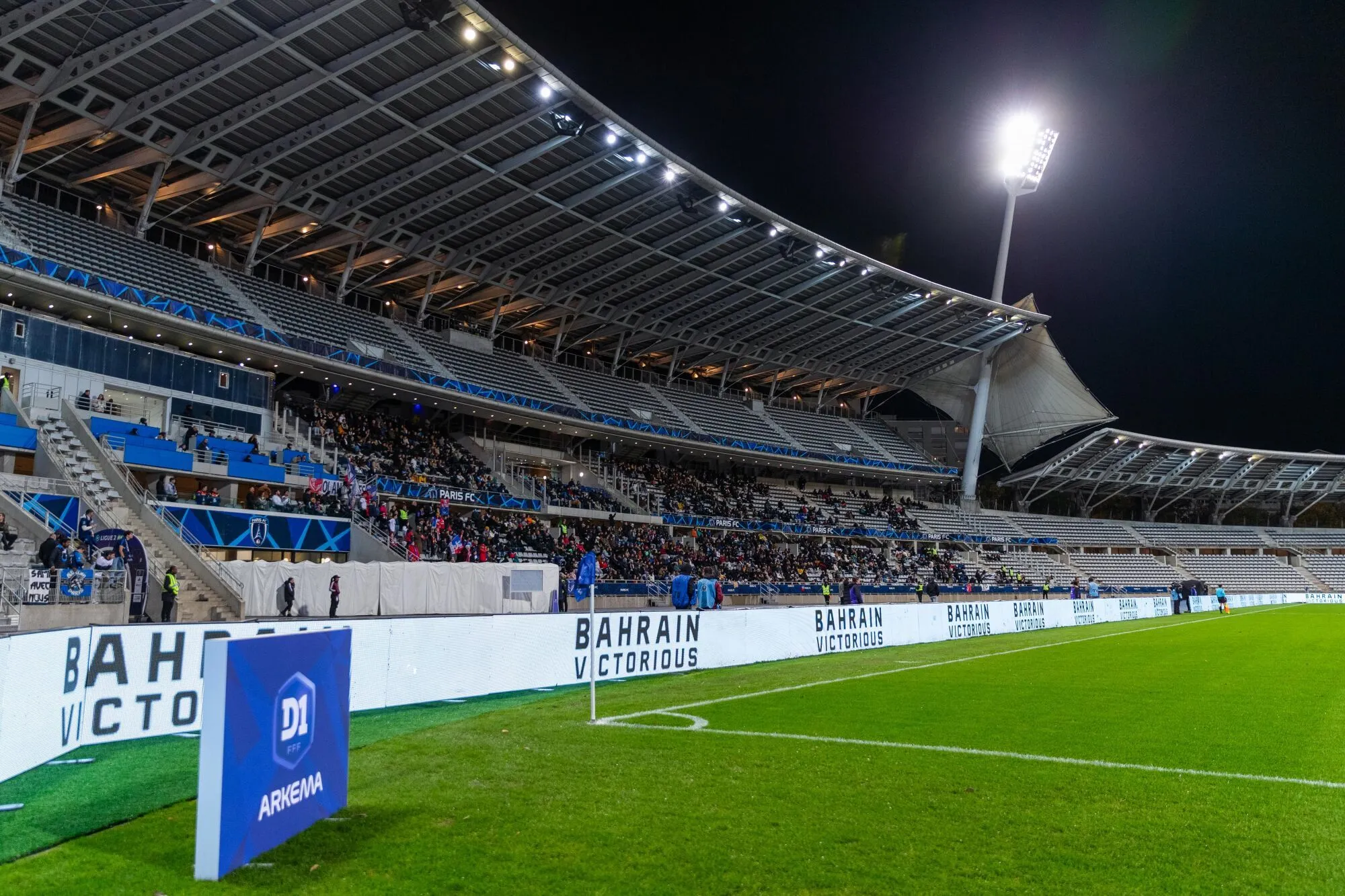 Un million d&rsquo;euros de perte par an pour le Paris FC avec la billetterie gratuite à domicile