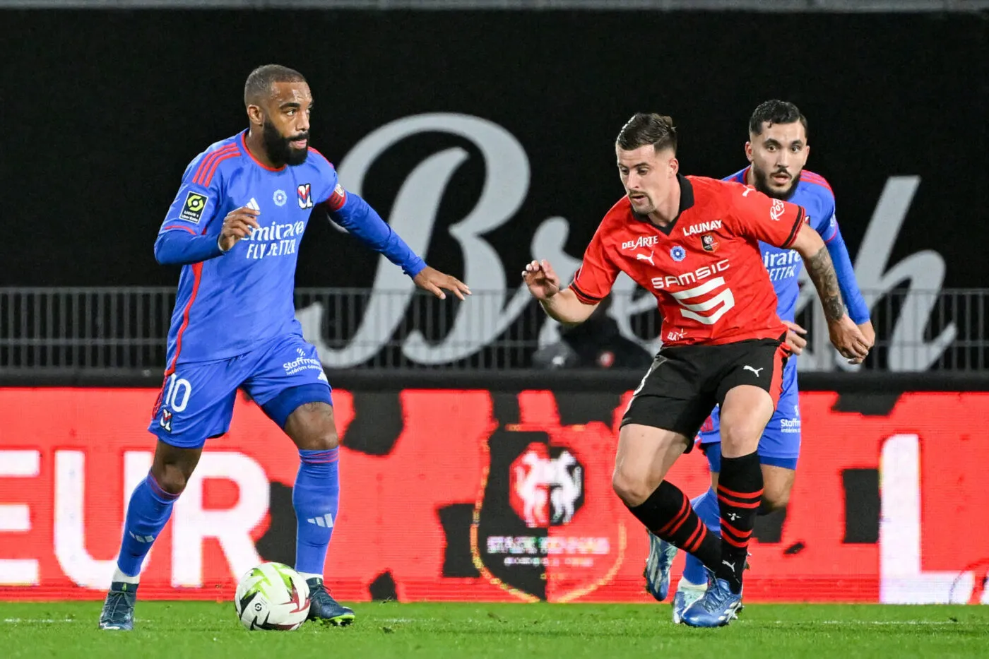 Lyon retrouve le goût de la victoire à Rennes