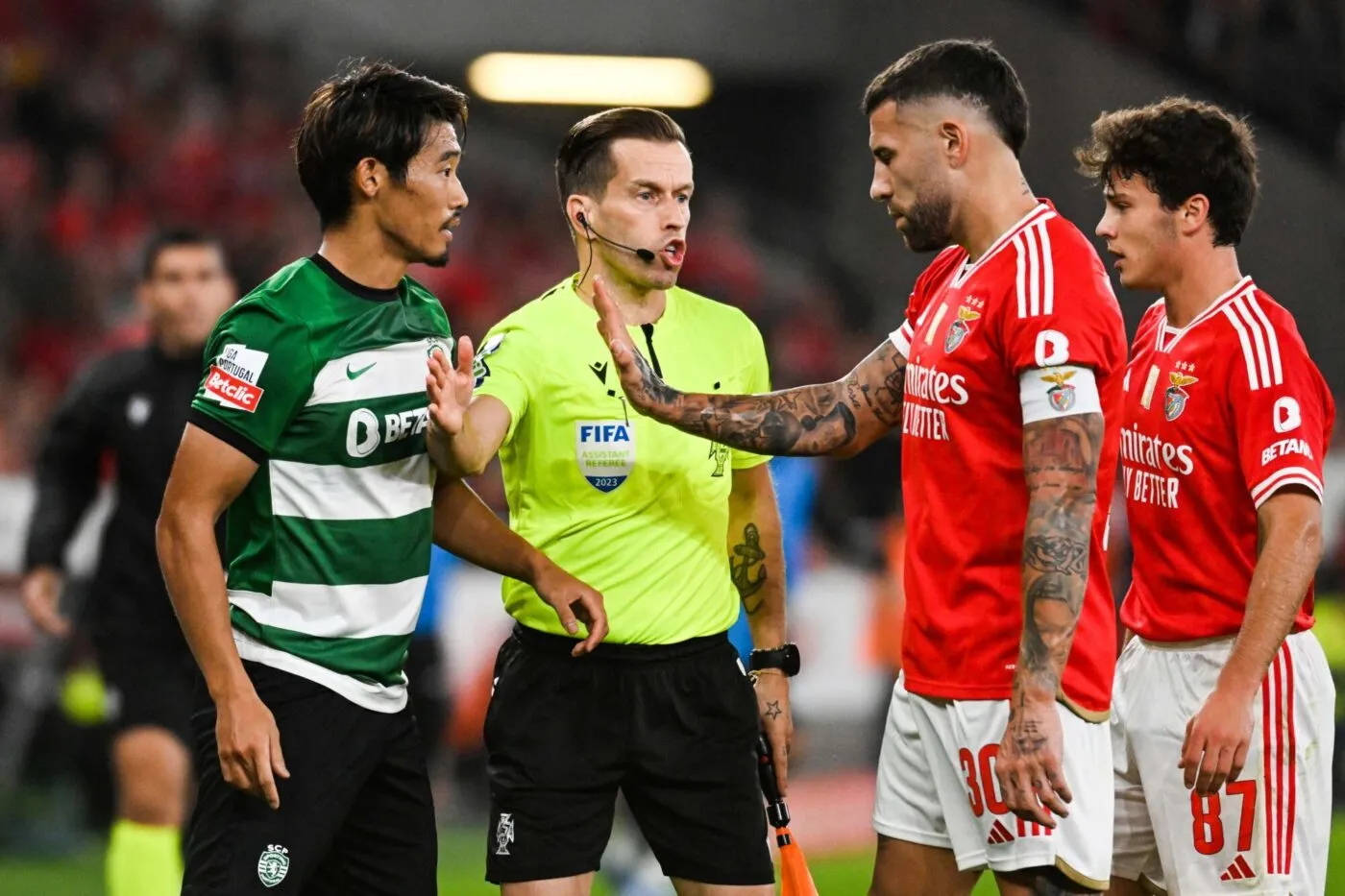 Benfica retourne le Sporting dans le derby de Lisbonne